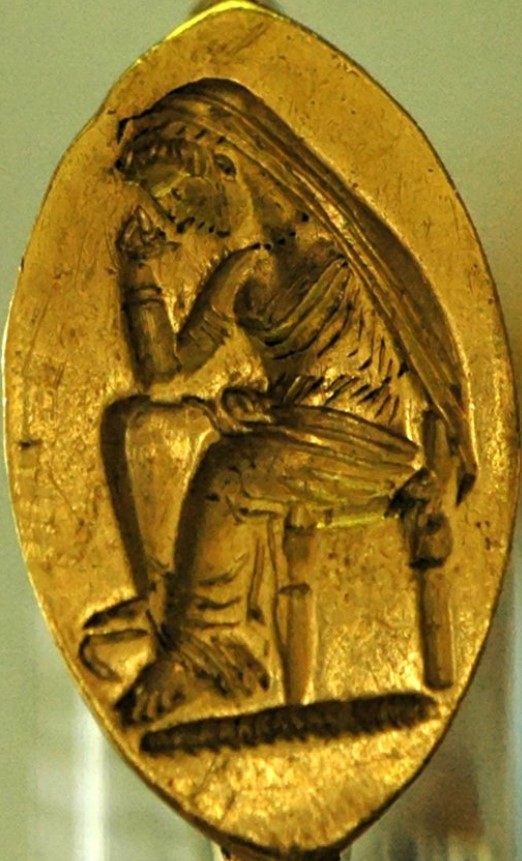 Penélope. Intaglio sobre anillo de oro siglo V a. C. - Cabinet des Medailles, París FR